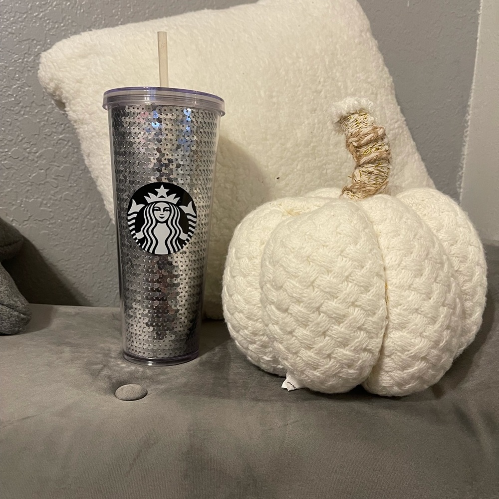 Pre owned silver sequin cup
